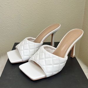 BRAND NEW // NEVER WORN WILD DIVA HEELS